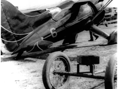 Hall Bulldog at Cleveland OH, right rear view.  Probably post-race.